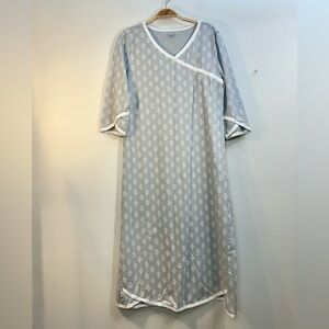 EUC Garnet Hill Gray White Asian Wrap Sz M Org Cotton 3/4 Sleeve Midi Nightgown